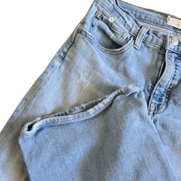 Nili Lotan Light Blue Wash Celia Straight Jeans 26 - Picture 2 of 4